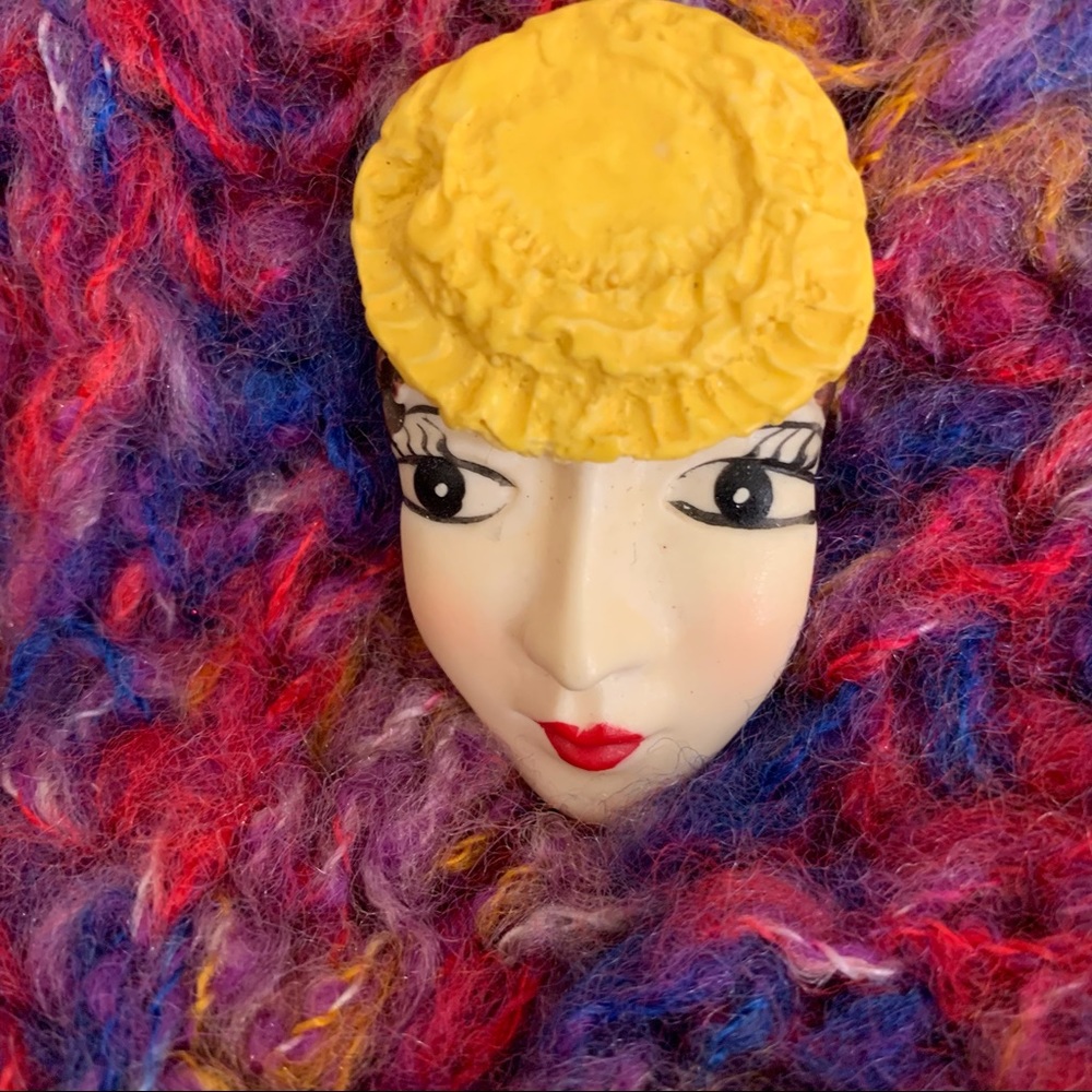 VINTAGE JEWELRY COLORFUL FACE BROOCH PIN - Picture 9 of 14
